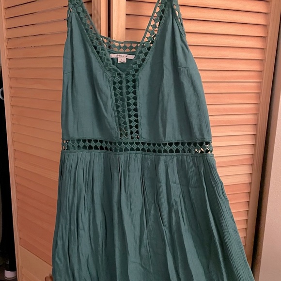 O'Neill Dresses & Skirts - O’Neill Cutout Dress